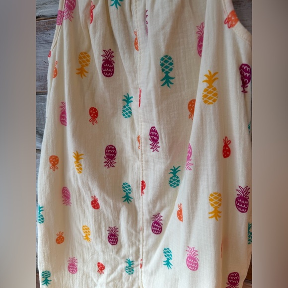10/12 Pineapple Print Romper - Picture 2 of 5